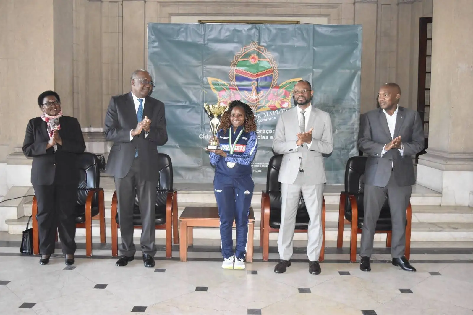 MUNICÍPIO SAÚDA UP-MAPUTO PELA CONQUISTA DO TORNEIO DA AMIZADE DE VOLEIBOL FEMININO